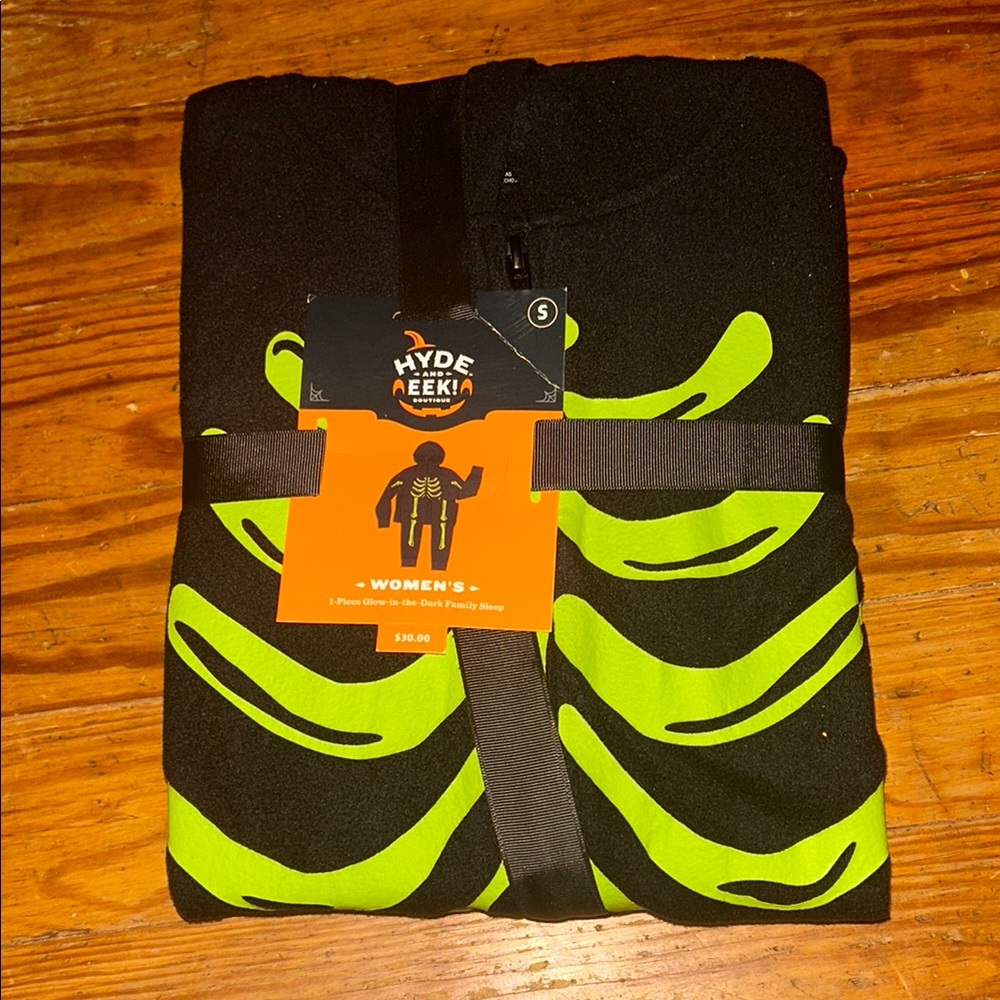 Hyde & Eek! Women's Skeleton Costume Onesie Pajamas Size Small
